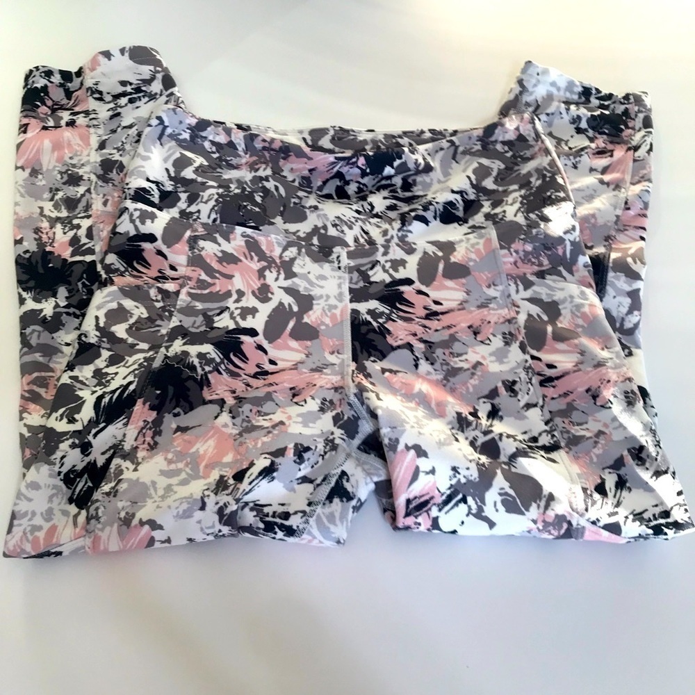 Balance collection size M workout pants